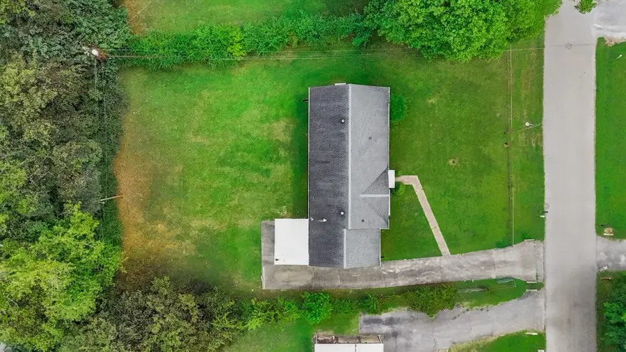 1347 Gibson Dr, Clarksville, TN 37043 - #2