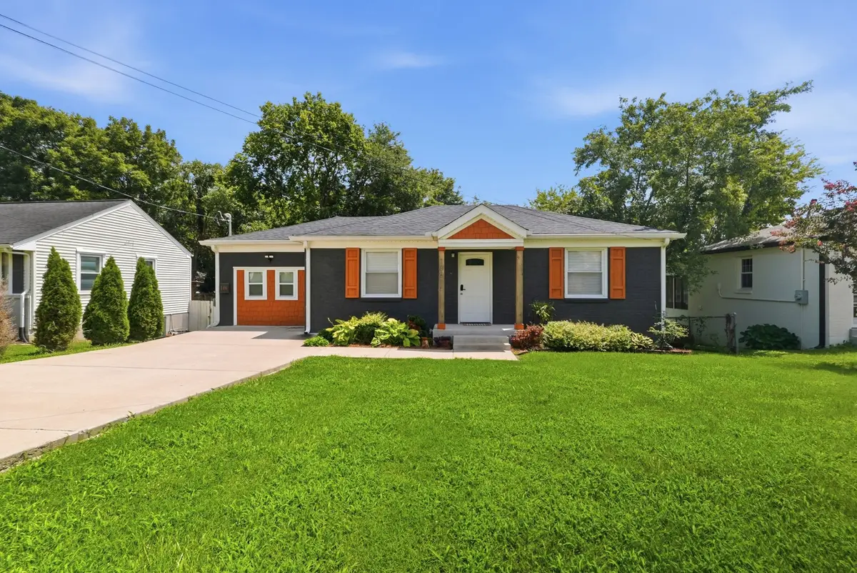 106 Jones St, Gallatin, TN 37066 - #1