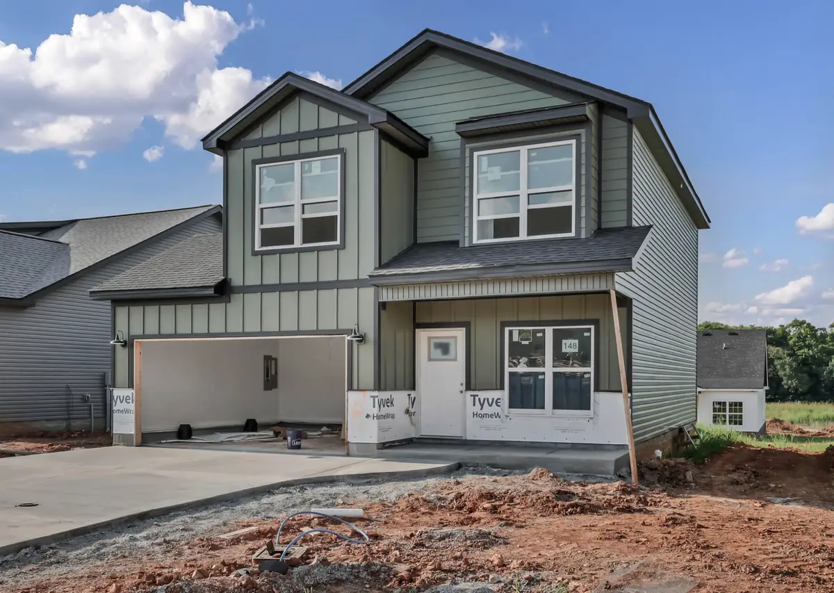 2712 Brewster Dr, Clarksville, TN 37042 - #1