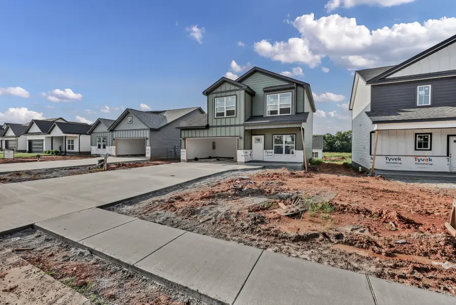 2712 Brewster Dr, Clarksville, TN 37042 - #2