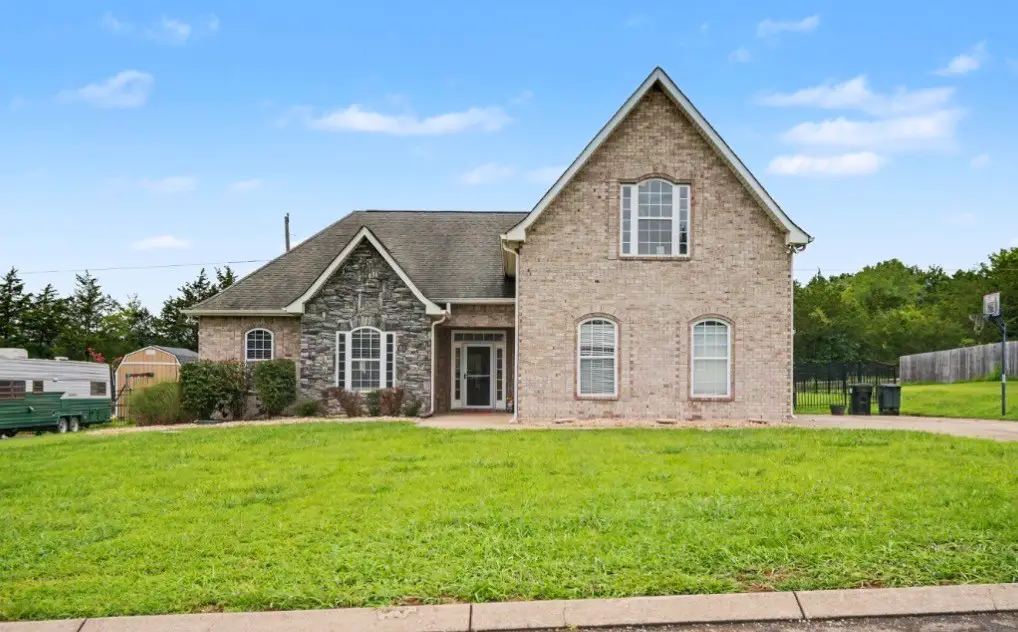 219 Olin Mcfolin Cv, Lascassas, TN 37085 - #1