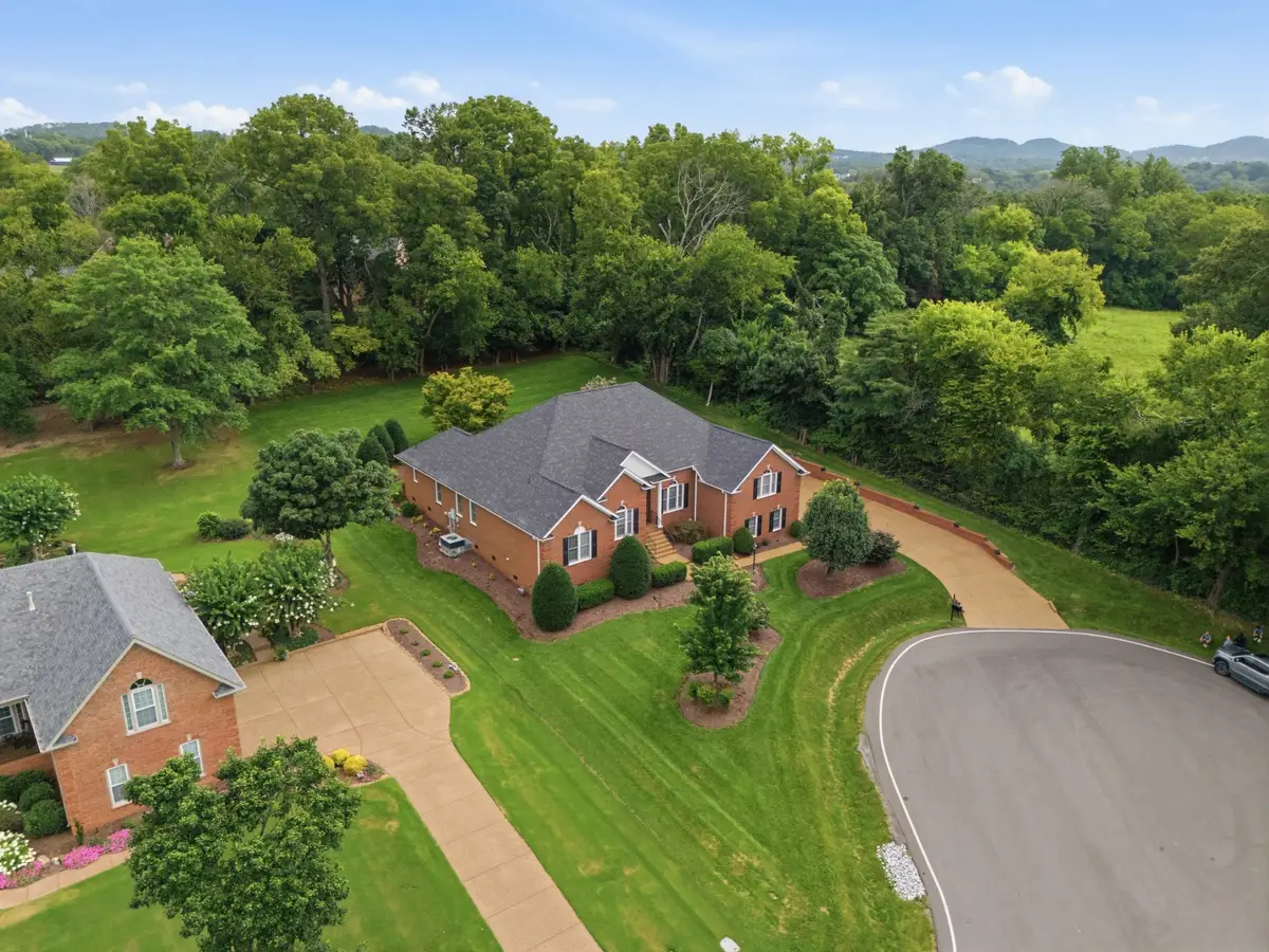616 Burton Dr, Franklin, TN 37067 - #1