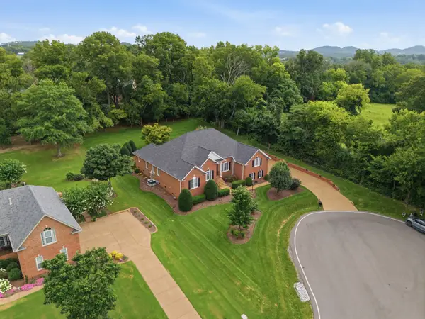 616 Burton Dr, Franklin, TN 37067