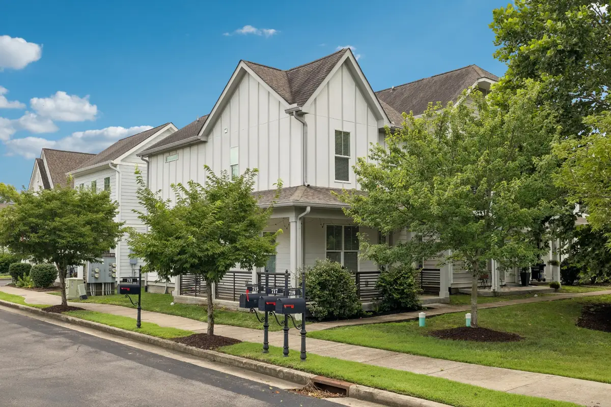 713 Cottage Park Dr, Nashville, TN 37207 - #1