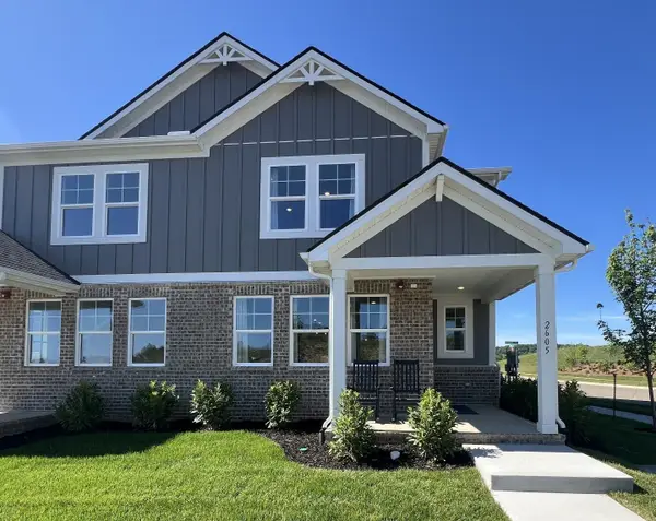 2573 Peaceful Valley Dr, Columbia, TN 38401