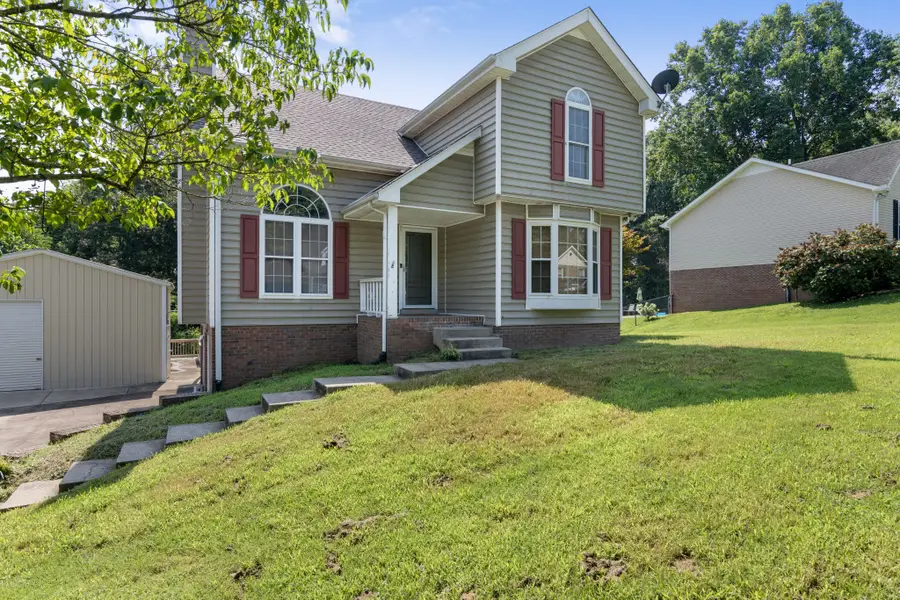 827 Burton Trl, Adams, TN 37010 - #2