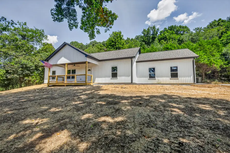 5071 Campbellsville Pike, Culleoka, TN 38451 - #3