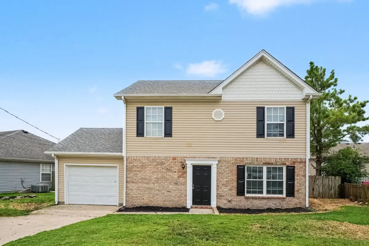 3005 Ace Wintermeyer Dr, La Vergne, TN 37086 - #1