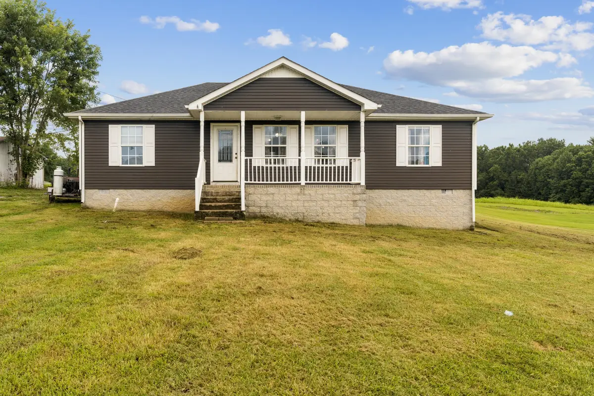 890 Akersville Rd, Lafayette, TN 37083 - #1
