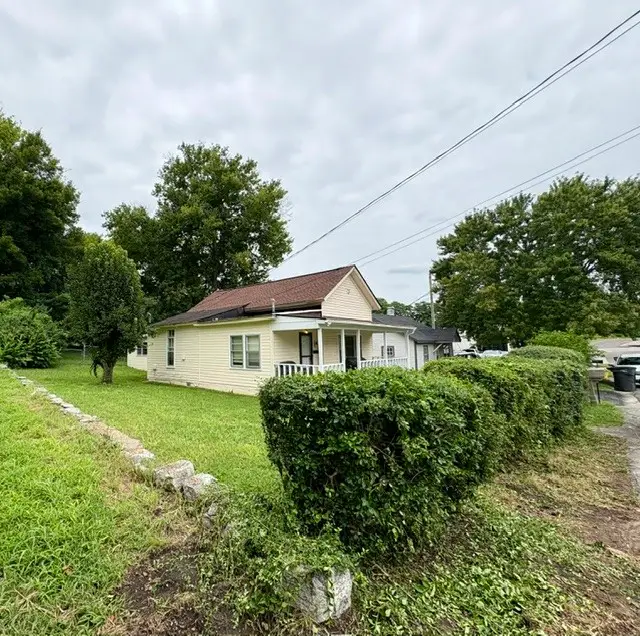 107 E 13th St, Columbia, TN 38401 - #2