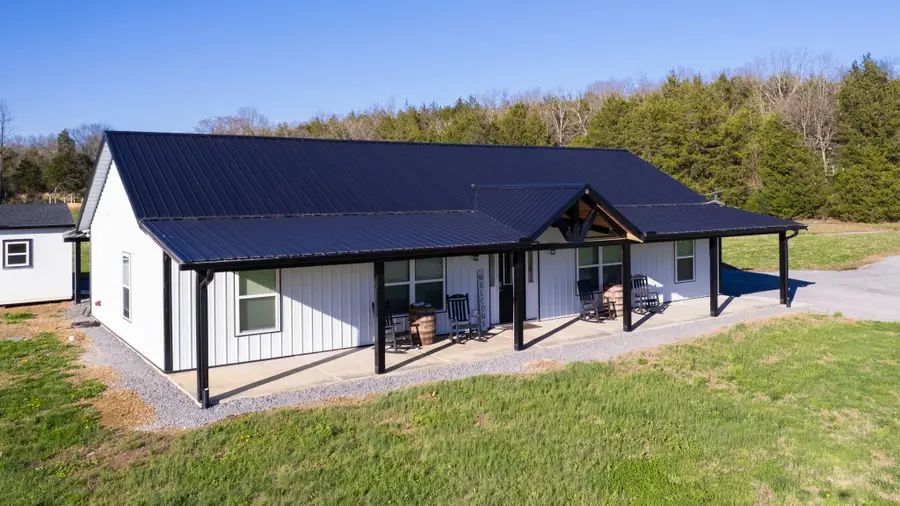2586 Brown Shop Rd, Petersburg, TN 37144 - #2