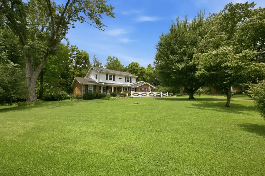 8200 Chatham Ct, Brentwood, TN 37027 - #2