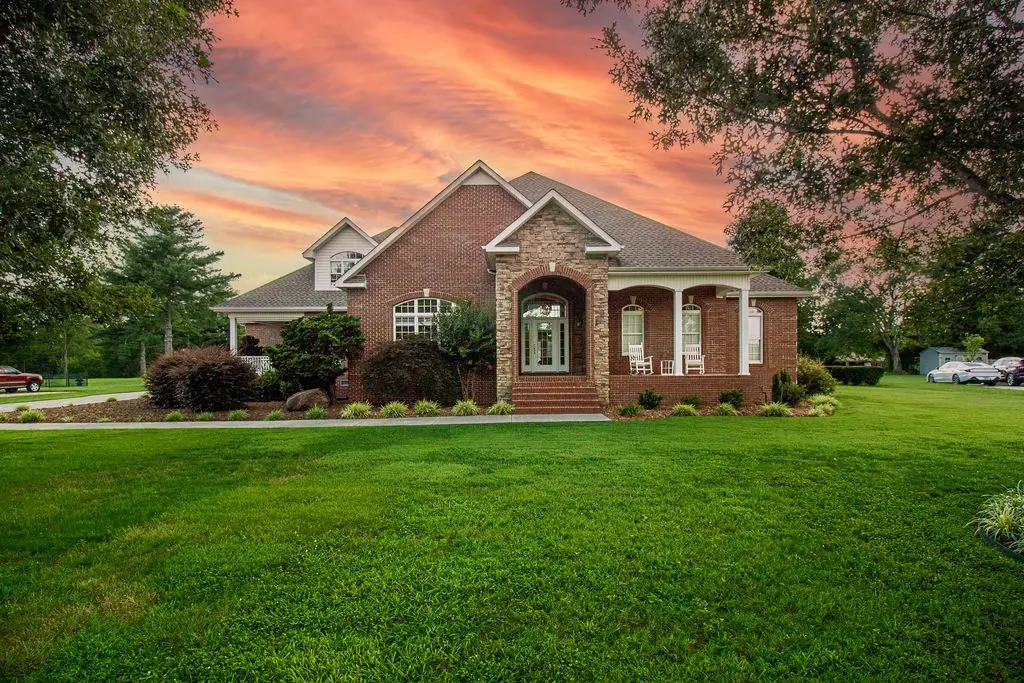323 Ridgecrest Dr, Winchester, TN 37398 - #1