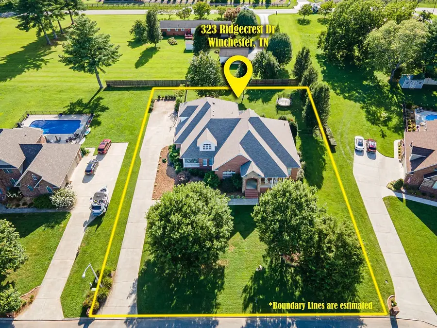 323 Ridgecrest Dr, Winchester, TN 37398 - #3