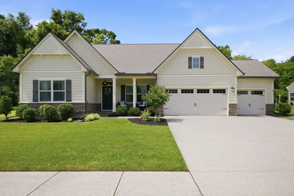 7035 Sky Meadow Dr, College Grove, TN 37046 - #1