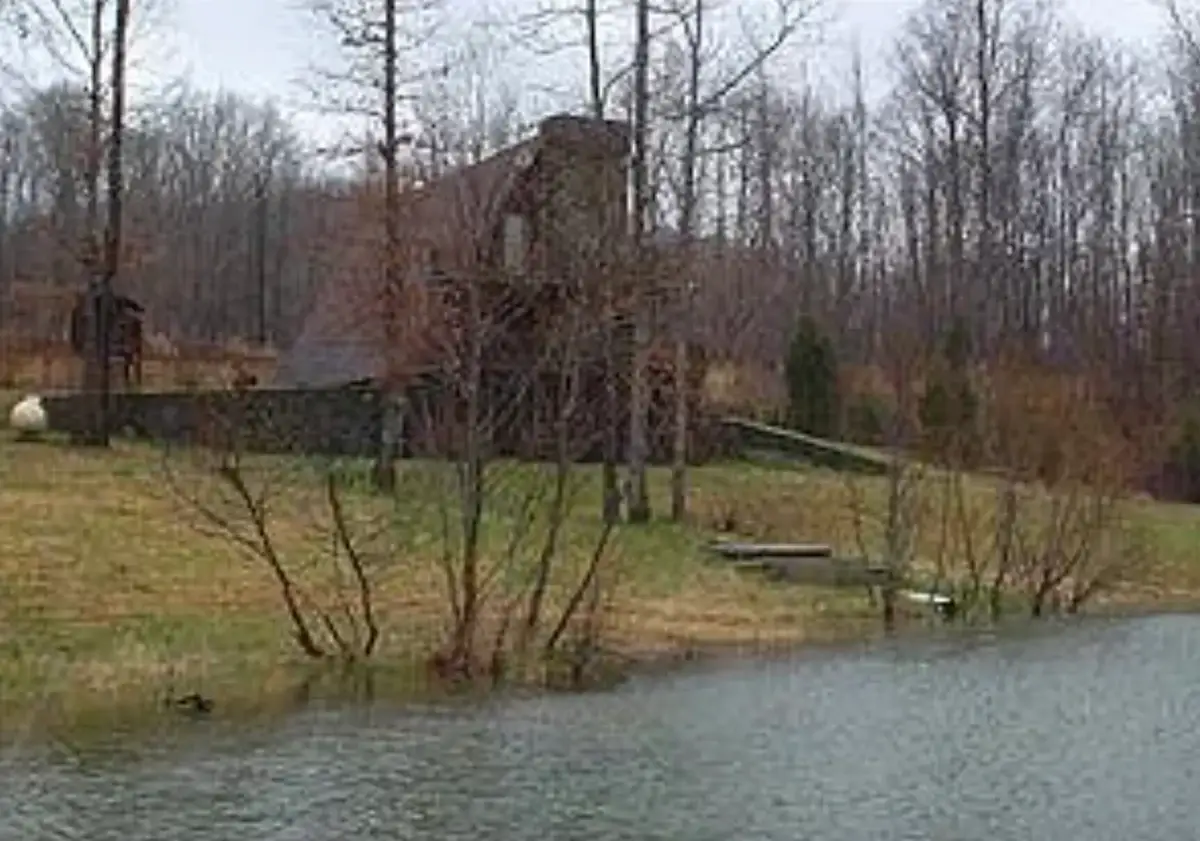 156 Tracy Rd, Hohenwald, TN 38462 - #1