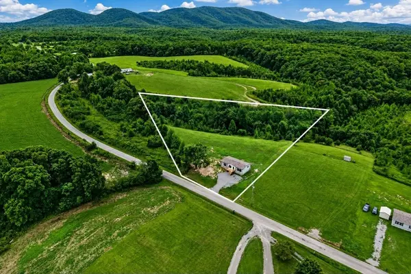 3021 Pea Ridge Rd, Liberty, TN 37095