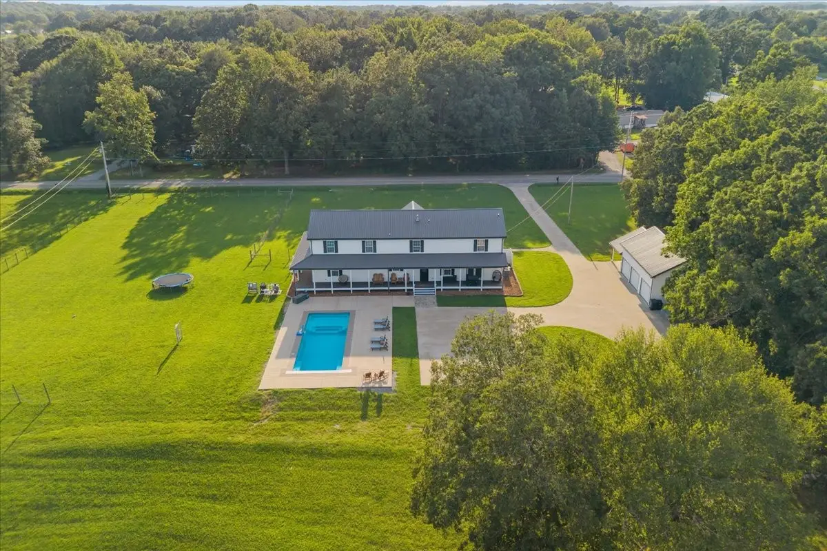 1015 Garners Creek Rd, Dickson, TN 37055 - #1