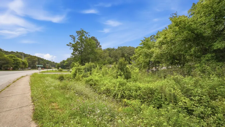 3700 Forest Highland Drive, Chattanooga, TN 37415 - #3