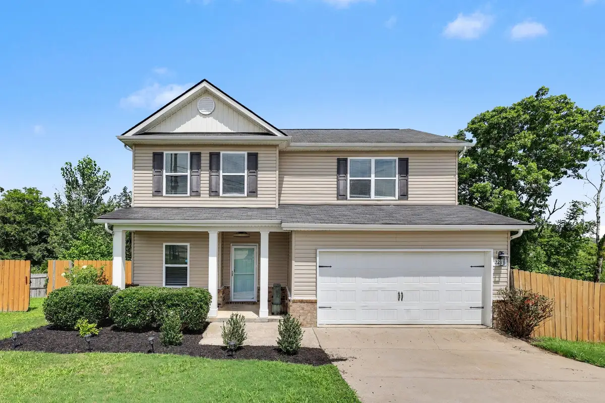 2233 Bee Hive Dr, Columbia, TN 38401 - #1