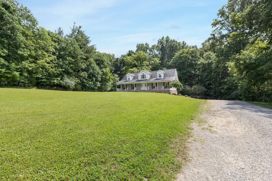 5221 Grand View Ln, Pleasant View, TN 37146 - #2