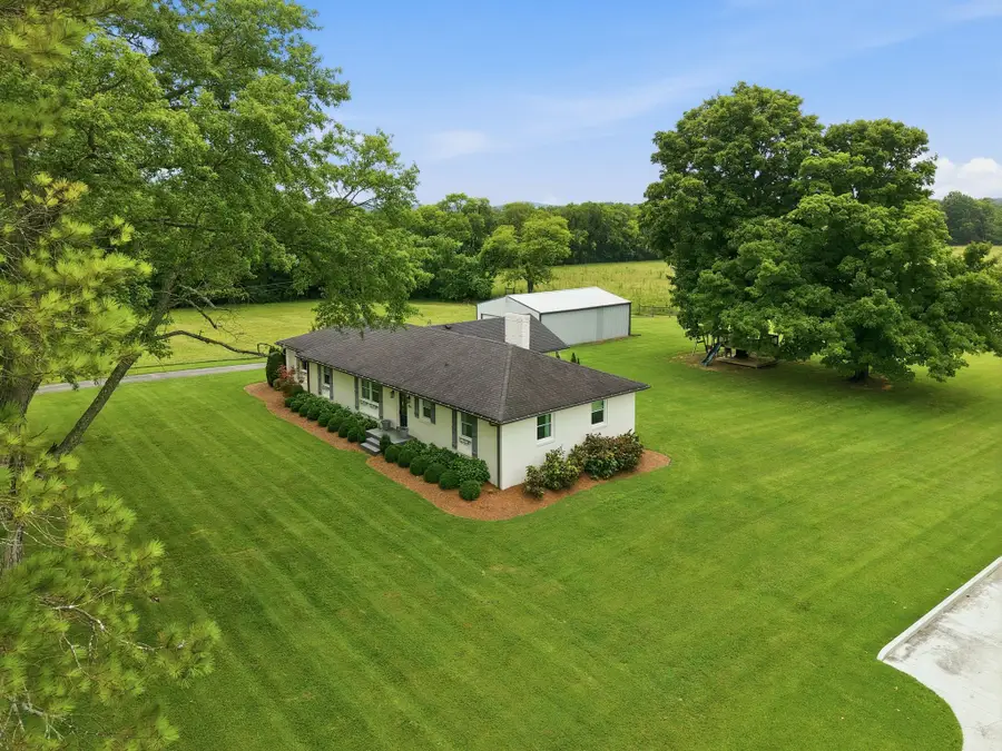 656 Spring Creek Ln, Lebanon, TN 37090 - #2