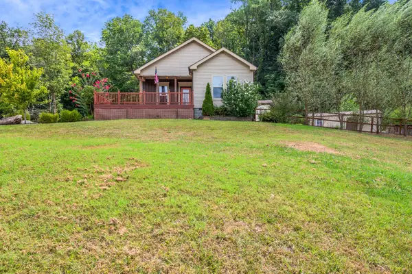 2071 Preacher Holt Rd, Mount Pleasant, TN 38474