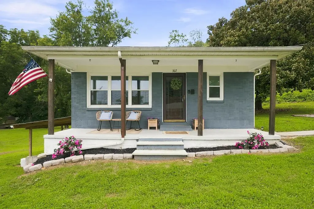 307 Miller St, Livingston, TN 38570 - #1