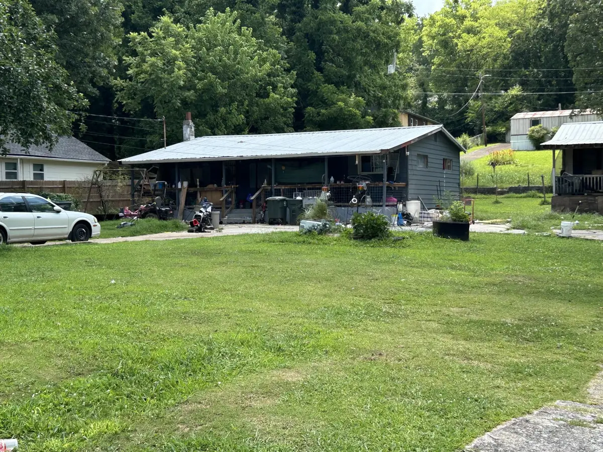 8 Kellys Ferry Avenue, Chattanooga, TN 37419 - #1