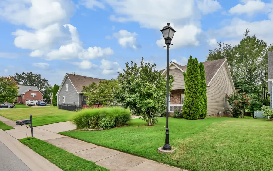 2228 Fairfax Dr, Clarksville, TN 37043 - #3