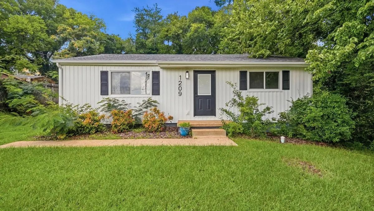 1209 Jarvis Avenue, Chattanooga, TN 37411 - #1