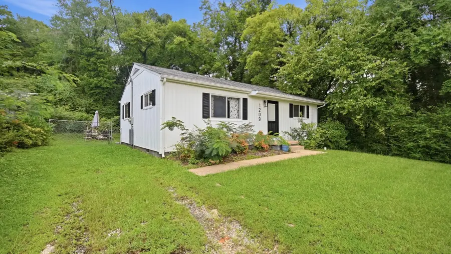 1209 Jarvis Avenue, Chattanooga, TN 37411 - #2