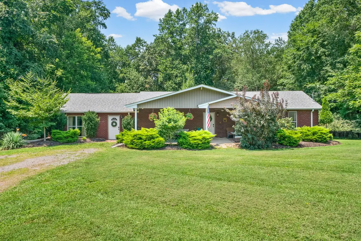 825 Pollard Rd, Clarksville, TN 37042 - #1