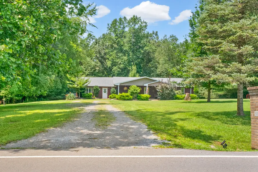 825 Pollard Rd, Clarksville, TN 37042 - #2