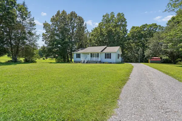 4273 Sycamore Rd, Greenbrier, TN 37073