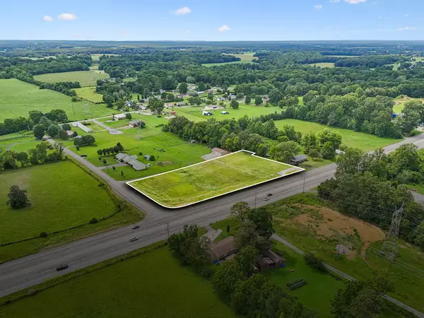 1579 Woodbury Highway, Manchester, TN 37355