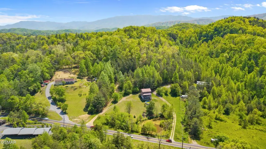 4018 Jones Cove Road, Sevierville, TN 37876 - #3
