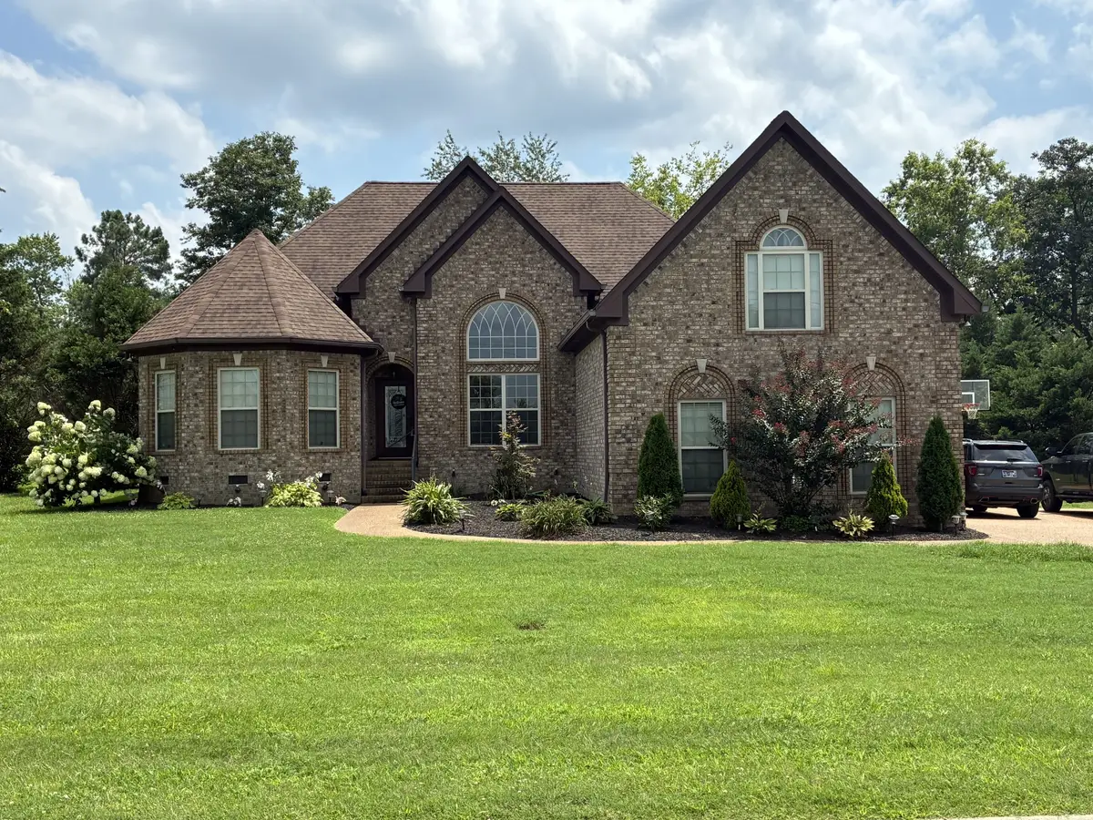 3018 Bristol Ln, Greenbrier, TN 37073 - #1