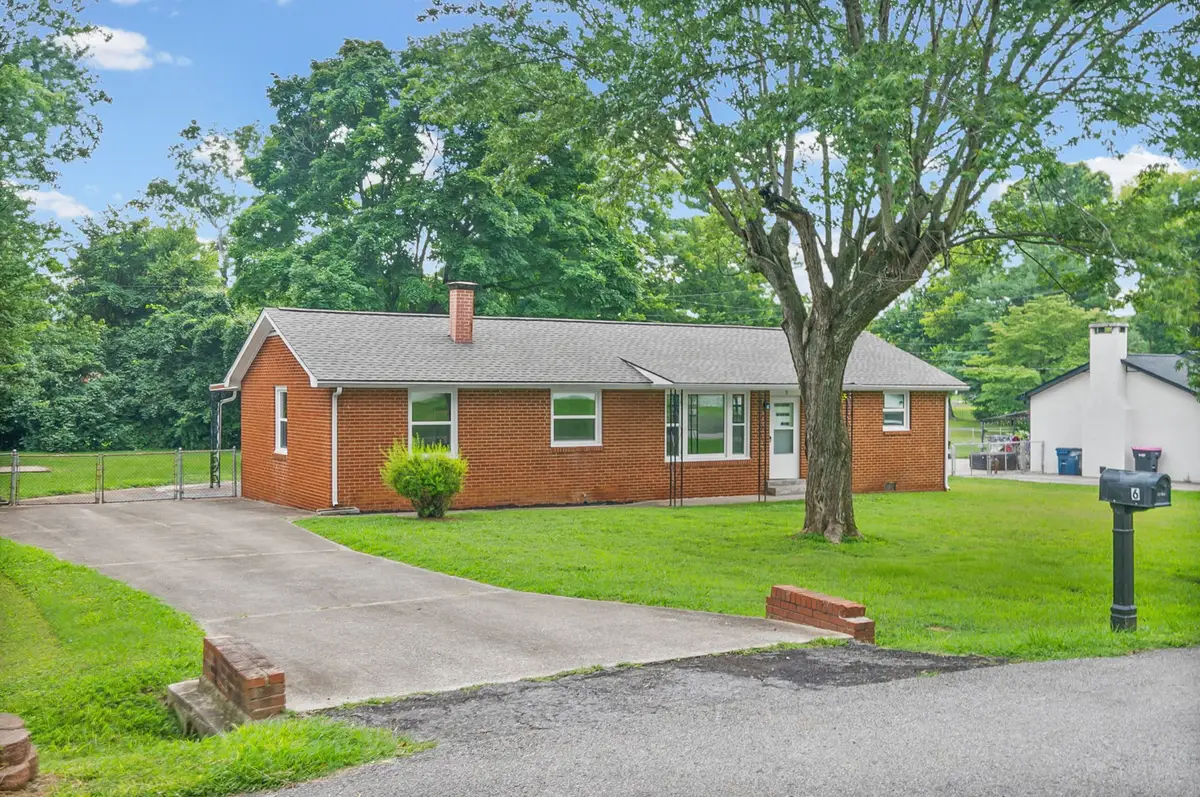 6 Sevier St, Clarksville, TN 37042 - #1