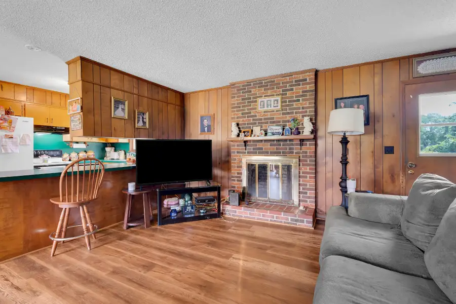 904 Mead Dr, Shelbyville, TN 37160 - #3