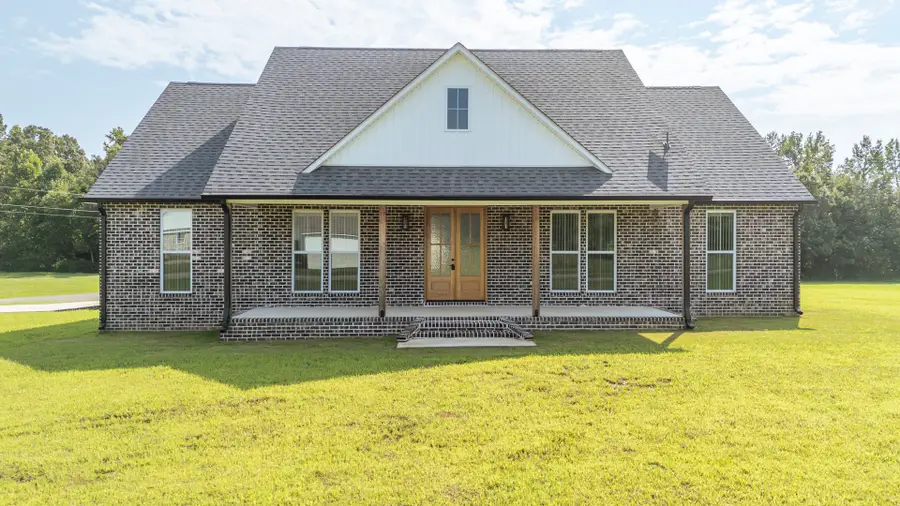 300 Charleston Ln, Adamsville, TN 38310 - #2
