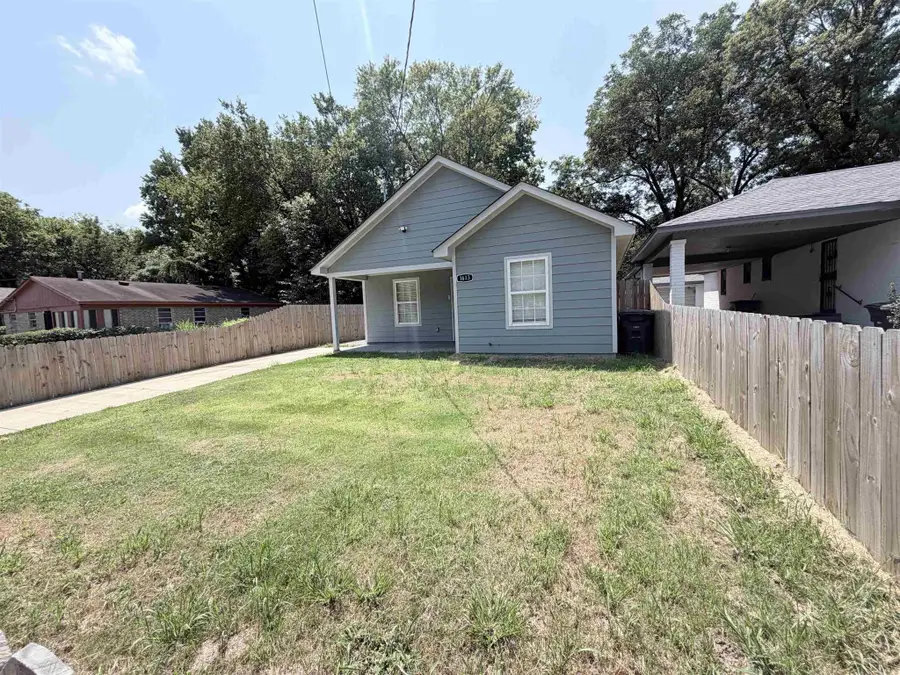1613 Locust St, Memphis, TN 38108 - #3