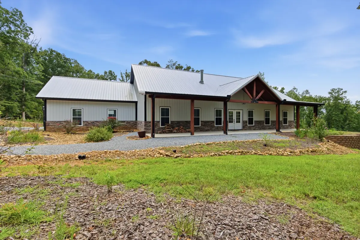 594 Highway 100, Centerville, TN 37033 - #1