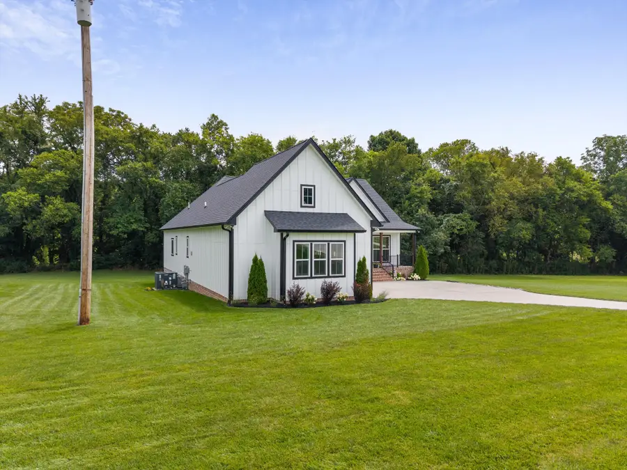 350 Thoroughbred Lane, Hartsville, TN 37074 - #2