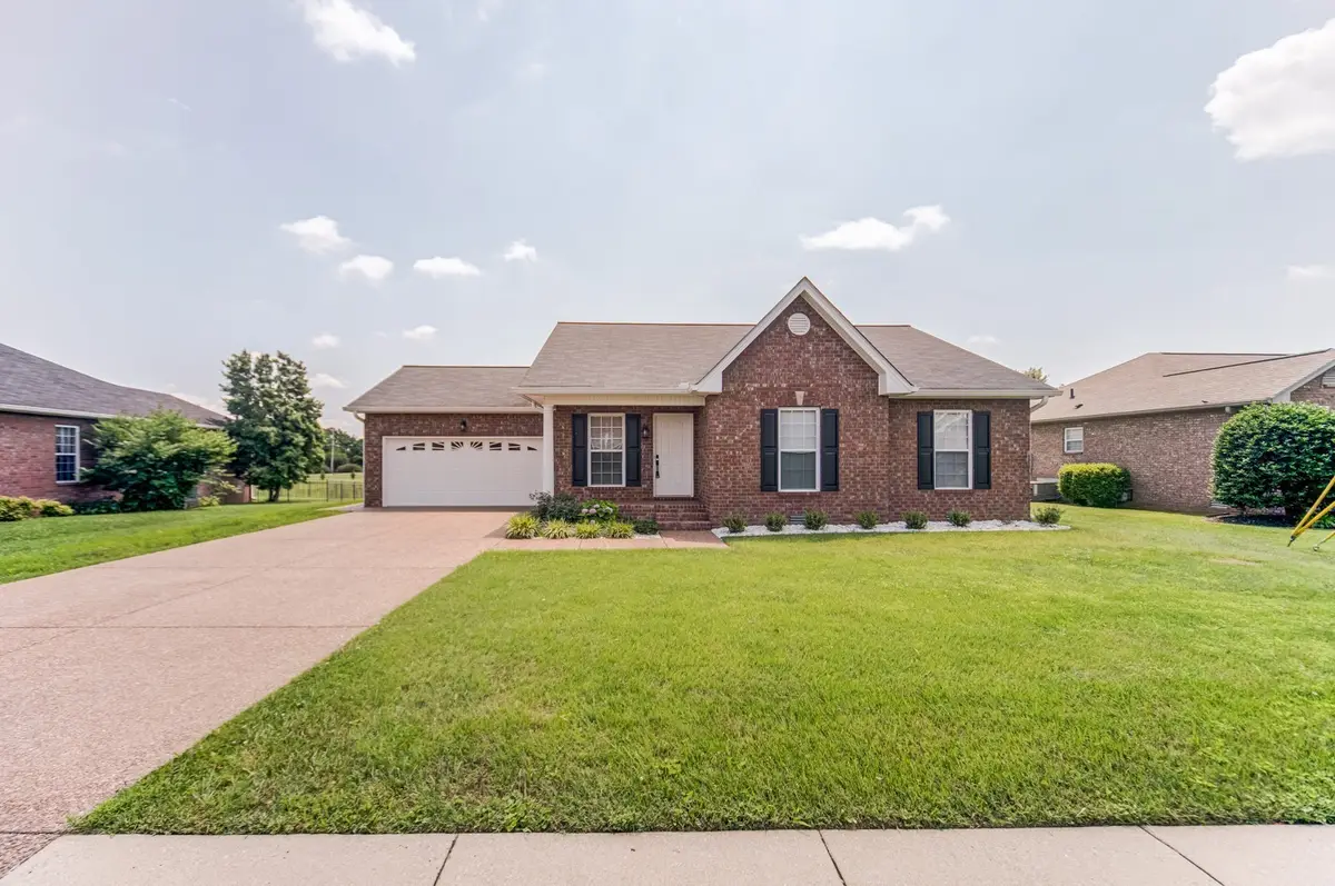 177 Hedgeway Ct, Gallatin, TN 37066 - #1