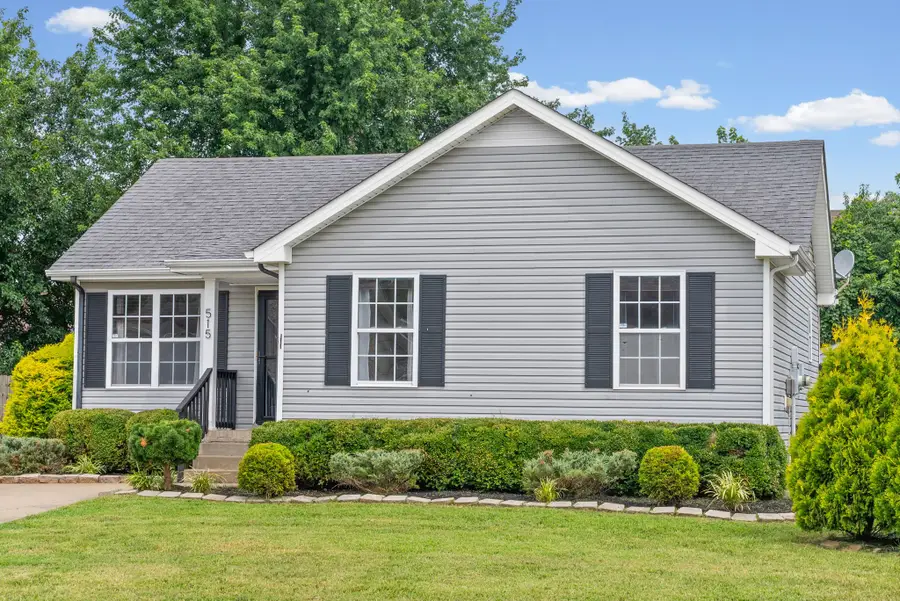 515 Oakmont Dr, Clarksville, TN 37042 - #3