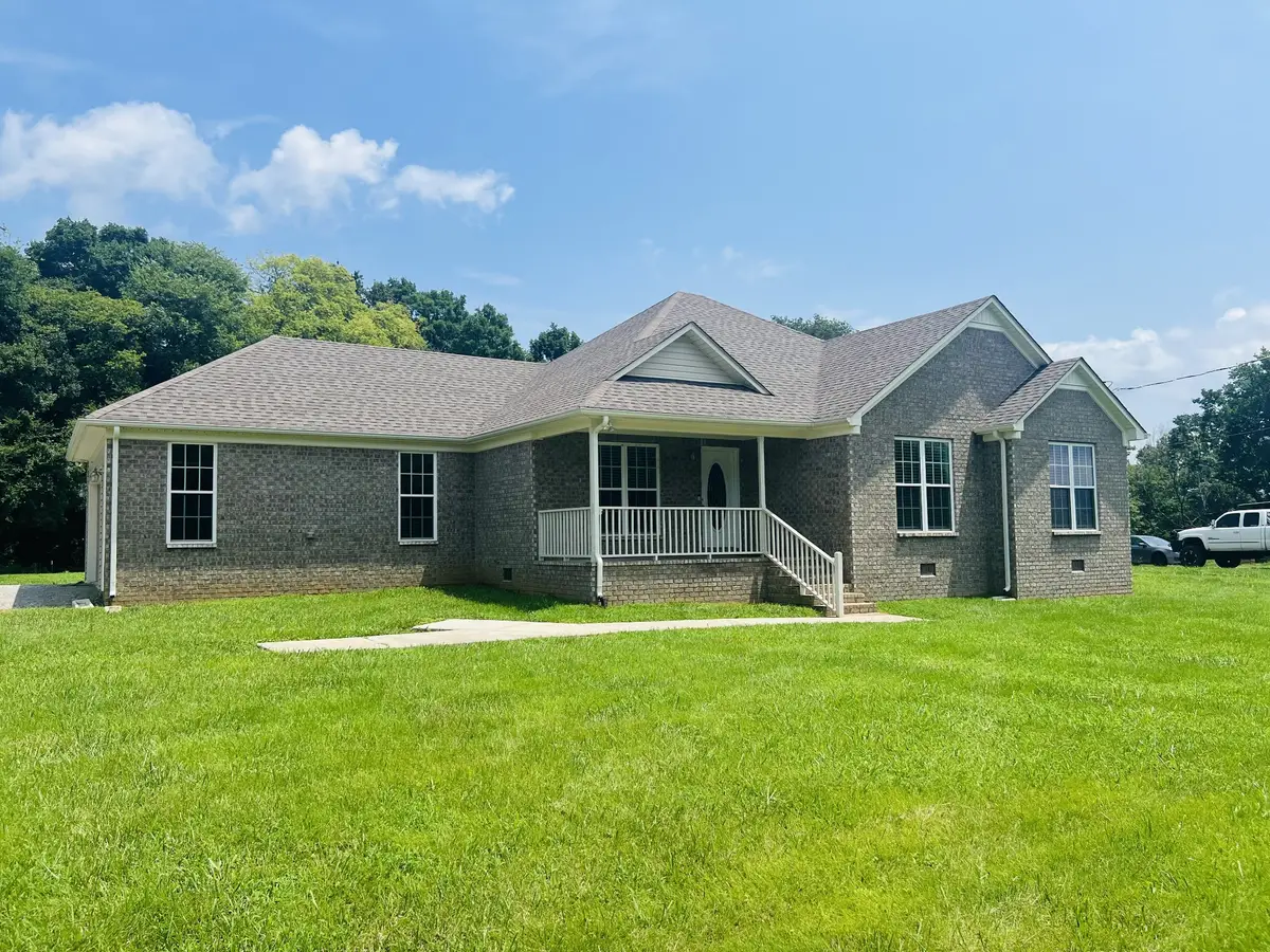 2247 Franklin Hayes Rd, Pulaski, TN 38478 - #1