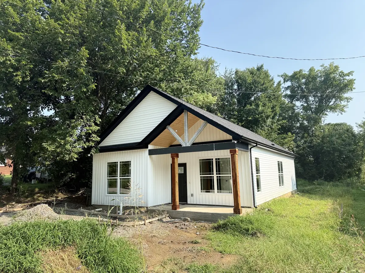 534 20th Ave W, Springfield, TN 37172 - #1