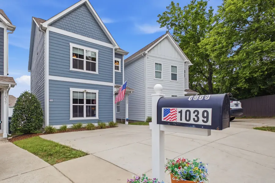 1039 Saddlestone Dr, Hermitage, TN 37076 - #2