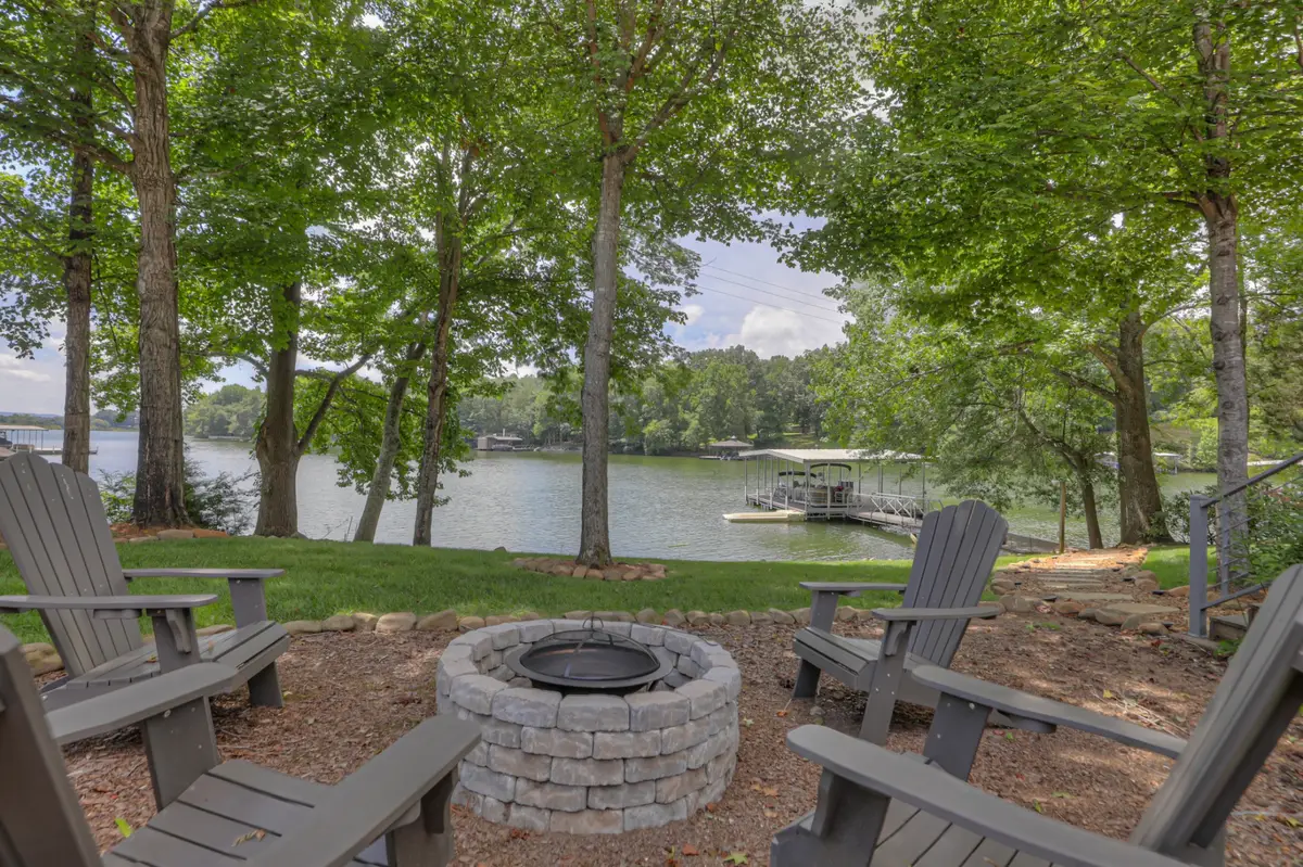 117 Lake St, Estill Springs, TN 37330 - #1